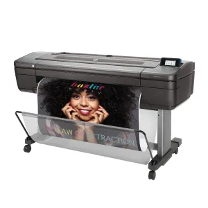 HP Designjet Stampante Z9+dr PostScript da 44" con V-Trimmer